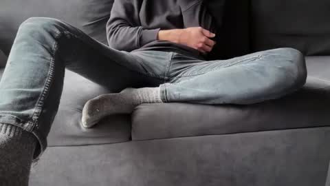 Sondages online show from January 2026 12:21:01 PM