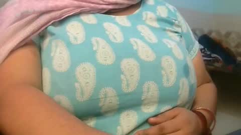 soni88888 online show from November 2025 05:18:02 AM