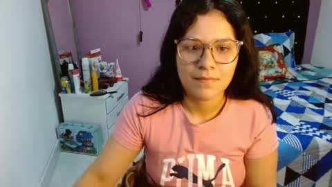 Snapshot of soniafuckboobs chatting on December 2024 10:24:01 AM soniafuckboobs online show from December 2024 10:24:01 AM