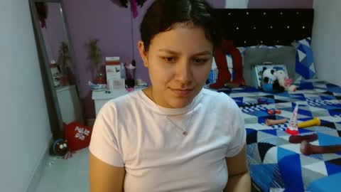 sonialatin69 online show from February 2025 10:39:02 PM