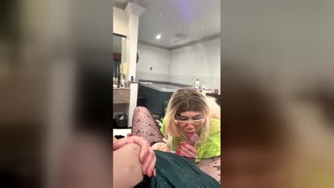 sonialuvsd online show from February 2026 08:43:01 AM