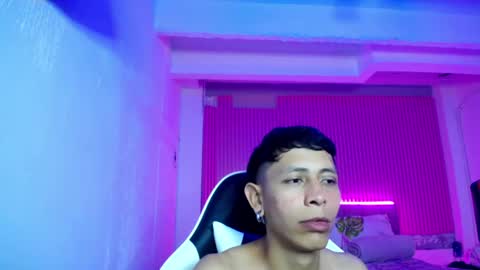 sonic_jess07 online show from May 2026 01:22:01 AM