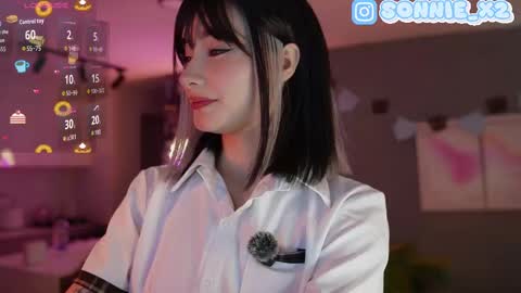 Snapshot of sonnie_mami chatting on September 2025 01:38:01 PM Sonnie online show from September 2025 01:38:01 PM