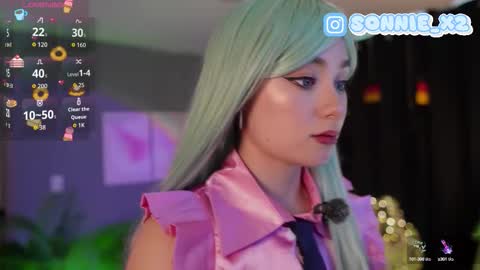 Snapshot of sonnie_mami chatting on October 2025 01:30:02 PM Sonnie online show from October 2025 01:30:02 PM