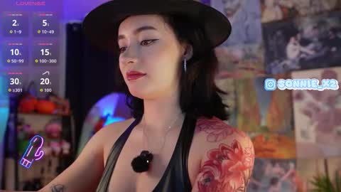 Snapshot of sonnie_mami chatting on October 2025 12:51:01 PM Sonnie online show from October 2025 12:51:01 PM