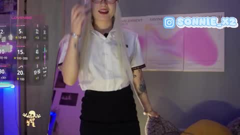 Sonnie online show from January 2026 01:37:02 PM