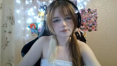 Mila online show from July 2026 03:30:02 PM