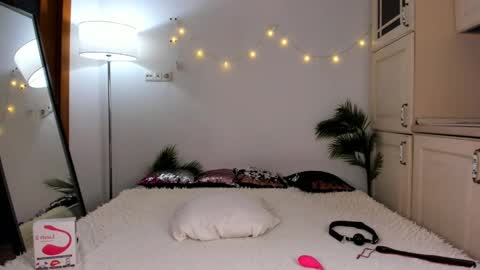 Snapshot of sonya_baby chatting on January 2025 02:02:02 PM SONIA online show from January 2025 02:02:02 PM