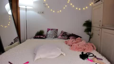 Snapshot of sonya_baby chatting on September 2025 12:50:02 PM SONIA online show from September 2025 12:50:02 PM