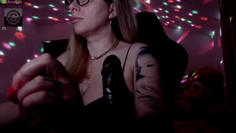 Snapshot of sonyadevon chatting on January 2025 04:47:01 AM Sonia online show from January 2025 04:47:01 AM