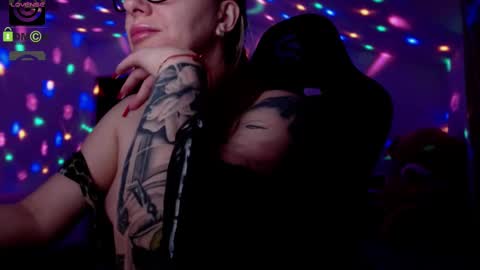 Snapshot of sonyadevon chatting on February 2025 06:59:01 PM Sonia online show from February 2025 06:59:01 PM