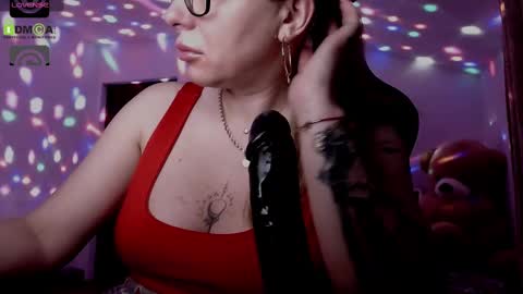 Snapshot of sonyadevon chatting on February 2025 04:17:02 AM Sonia online show from February 2025 04:17:02 AM