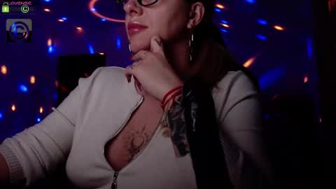 Snapshot of sonyadevon chatting on March 2025 06:22:02 PM Sonia online show from March 2025 06:22:02 PM