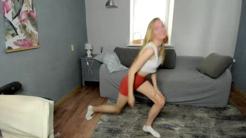 Sofia online show from April 2026 12:29:02 PM