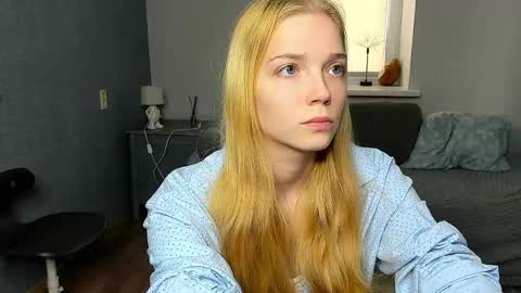 Sofia online show from April 2026 09:01:02 AM