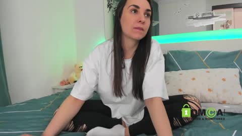 Snapshot of sonyaparadise937 chatting on March 2025 07:46:02 AM SonyaParadise online show from March 2025 07:46:02 AM