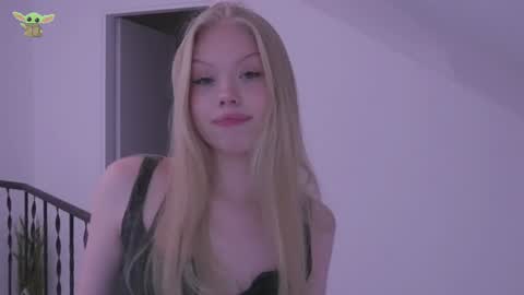 Snapshot of sonyaplush chatting on December 2024 08:16:02 PM Sonya Instagram Twitter sonyaplushgirl OnlyFans sonyaplush online show from December 2024 08:16:02 PM