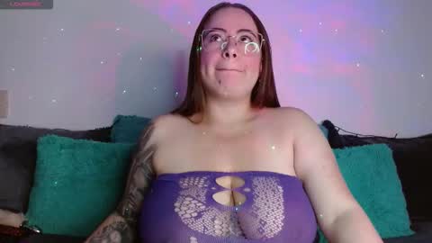 soofy online show from December 2025 03:47:01 AM