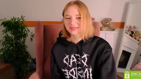 Snapshot of sookonstellita chatting on November 2025 11:07:02 PM Litta online show from November 2025 11:07:02 PM