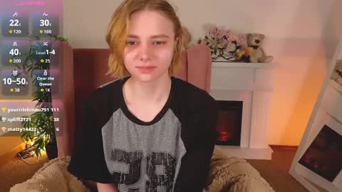 Snapshot of sookonstellita chatting on March 2026 12:43:02 AM Litta online show from March 2026 12:43:02 AM