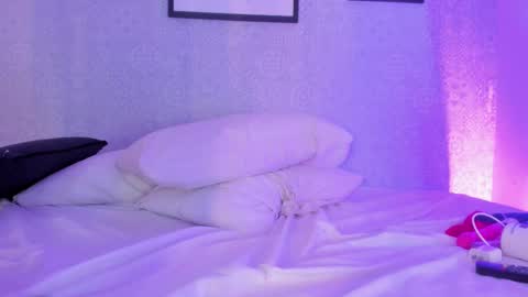 Sophia online show from March 2025 06:37:02 AM