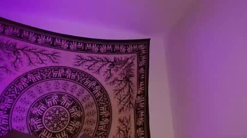 Snapshot of sophi_miler chatting on September 2025 01:43:01 AM sophia online show from September 2025 01:43:01 AM