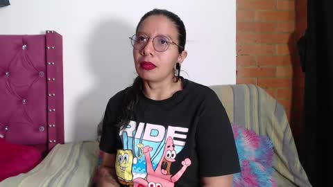  Sophia  online show from October 2025 05:49:02 AM