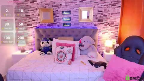 Sofia online show from February 2026 06:58:01 PM