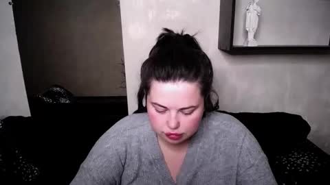 sophia__olsen online show from October 2025 05:38:01 AM