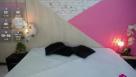 sophia_brunette21 online show from December 2025 11:19:01 AM