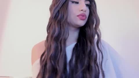 Snapshot of sophia_cambpell chatting on February 2026 09:08:01 PM Sophia online show from February 2026 09:08:01 PM