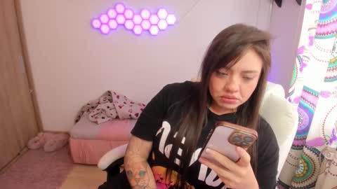 sophia_grants online show from December 2025 04:56:01 PM