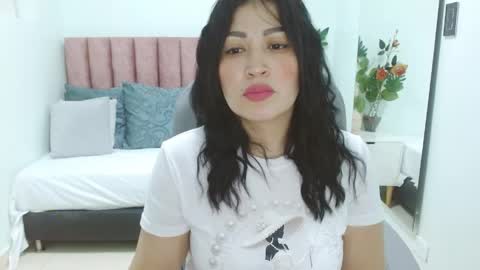 Sophia  online show from May 2026 07:55:02 PM