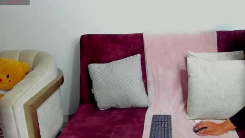 sophia CM online show from May 2026 11:23:04 PM
