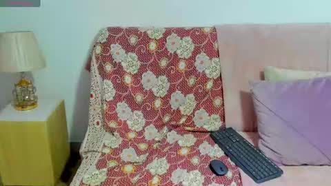 sophia CM online show from June 2026 03:32:02 PM