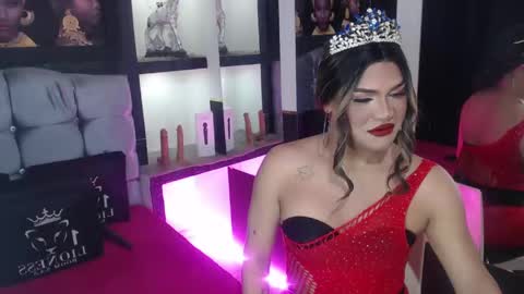 sophia_hott01 online show from October 2025 12:16:01 PM