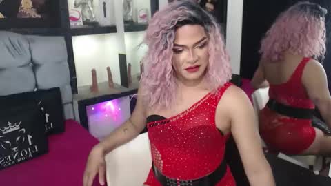 Snapshot of sophia_hott01 chatting on December 2025 12:25:01 PM sophia_hott01 online show from December 2025 12:25:01 PM