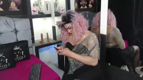 Snapshot of sophia_hott01 chatting on December 2025 12:25:02 PM sophia_hott01 online show from December 2025 12:25:02 PM