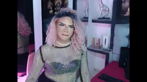 Snapshot of sophia_hott01 chatting on December 2025 11:53:01 PM sophia_hott01 online show from December 2025 11:53:01 PM