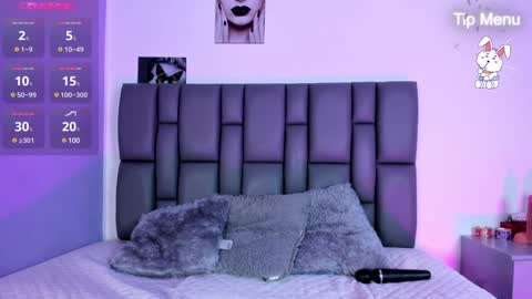 Sofia  online show from February 2025 01:41:02 PM