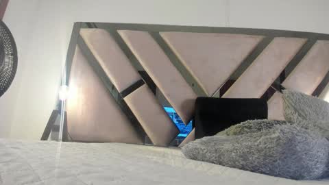 Sofia  online show from February 2026 01:14:01 PM