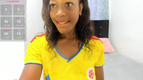 sophia_moons_ online show from July 2026 11:27:01 AM