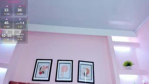 Snapshot of sophia_salem chatting on February 2026 07:24:02 PM Sophi online show from February 2026 07:24:02 PM