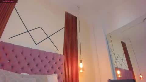 sophia_turneer online show from July 2026 08:53:02 AM