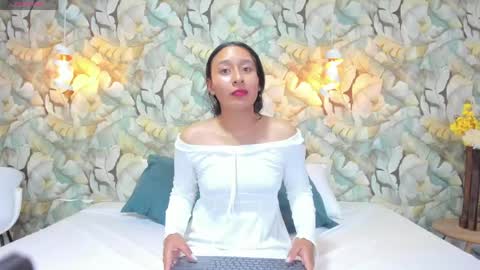  Sophiaa online show from April 2026 10:16:01 PM