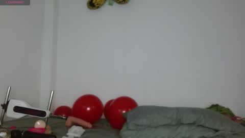 Snapshot of sophiabedford chatting on February 2026 04:17:01 PM Sophia Bedford online show from February 2026 04:17:01 PM