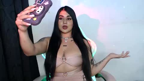 sophia online show from June 2026 12:01:02 AM