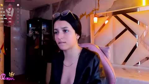 sophiadoll_tf online show from June 2026 12:53:02 PM