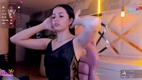 sophiadoll_tf online show from July 2026 02:24:01 PM