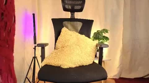 Sophia online show from July 2026 10:57:02 AM